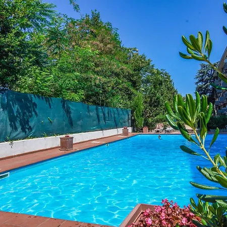 Apartment Mrbrown Aurelia With Pool