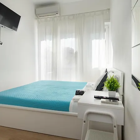 Mr Brown Aurelia Con Piscina Appartamento Roma